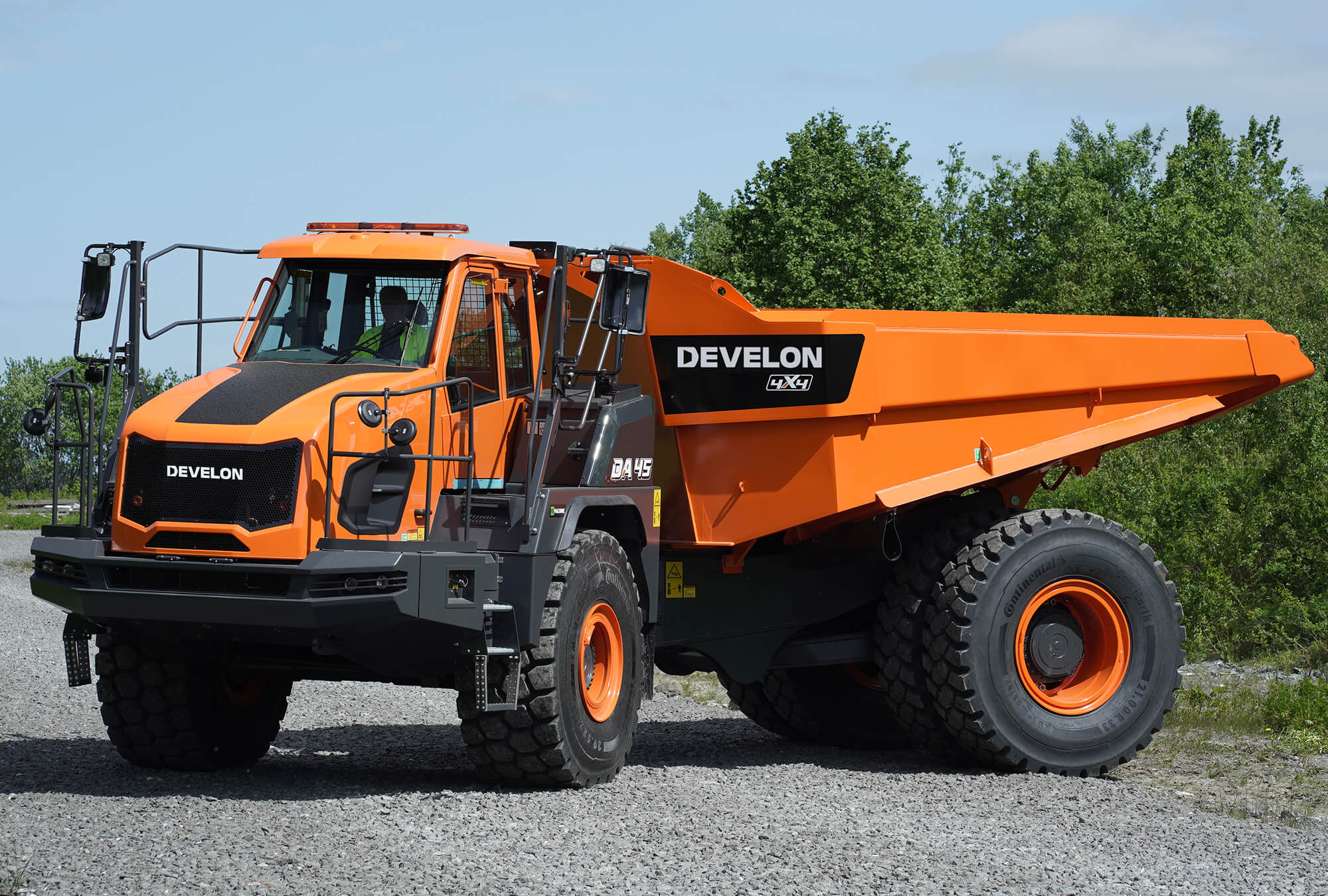 DA45-7 4X4