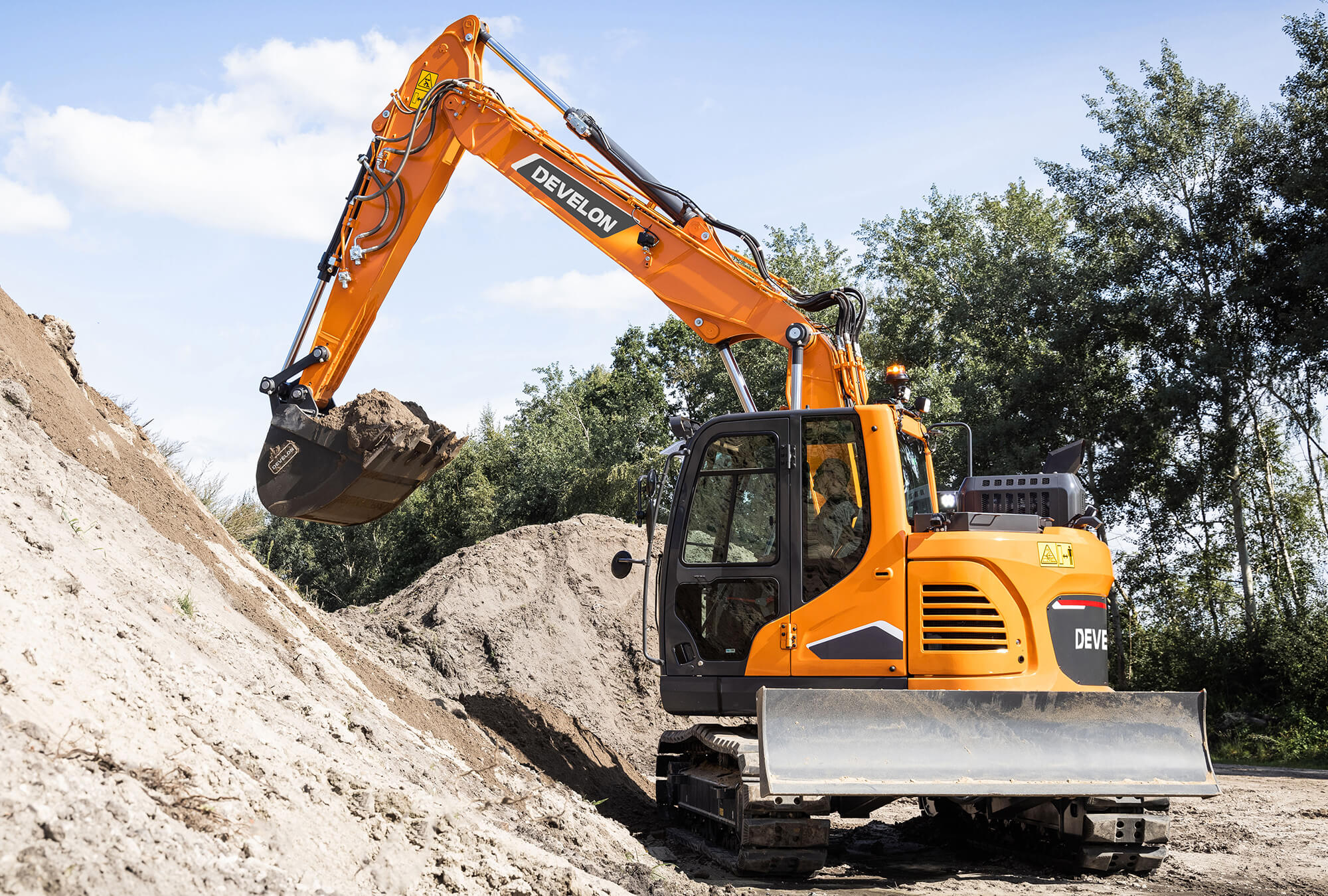 DX140LCR-7
